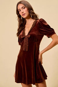 SO ME Velvet Short Sleeves Mini Dress Thumbnail 3