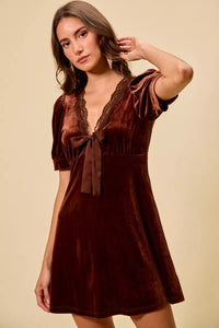 SO ME Velvet Short Sleeves Mini Dress Thumbnail 5