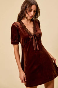 SO ME Velvet Short Sleeves Mini Dress Thumbnail 2