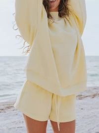 Relaxed Fit Round Neck Sweatshirt and Shorts Set Thumbnail 14