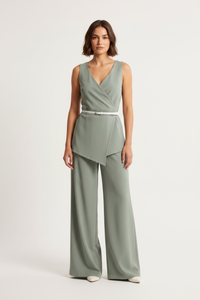 Sleeveless Top and Pants Set Thumbnail 1